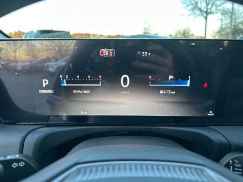 New 2026 Nissan Sentra SV w/ SV Convenience Package FWD image 26