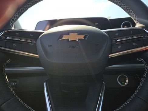 New 2026 Chevrolet Traverse LT w/ Driver Confidence Package image 27