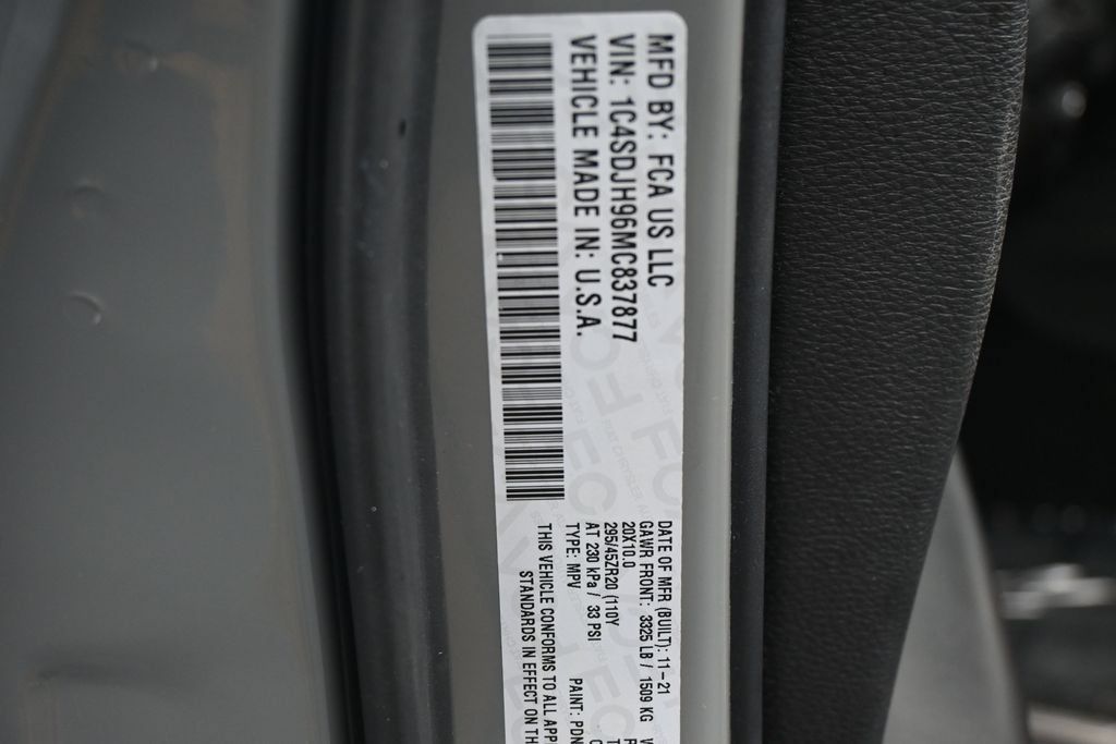 Used 2021 Dodge Durango SRT Hellcat w/ Black Package AWD/4WD image 17