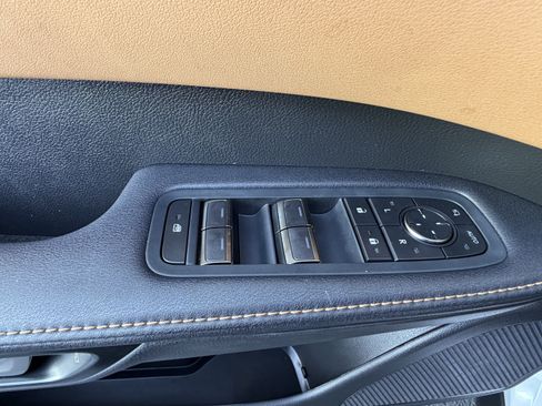 Used 2025 Lexus RX 350 Premium w/ Accessory Package AWD/4WD image 14