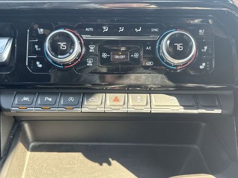 Used 2023 GMC Sierra 1500 AT4 w/ AT4 Premium Package image 20