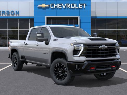 New 2026 Chevrolet Silverado 2500 LT AWD/4WD image 3