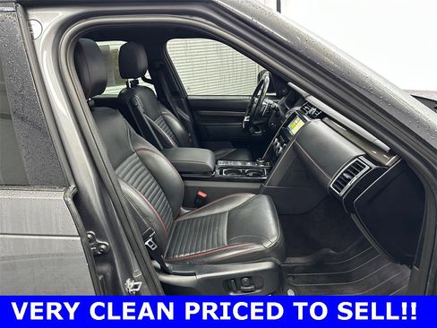 Used 2018 Land Rover Discovery HSE image 15
