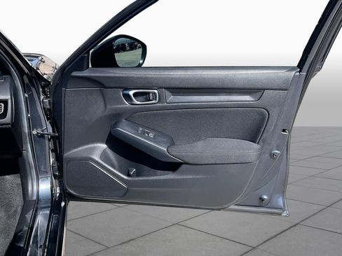 Used 2025 Honda Civic Sport image 22