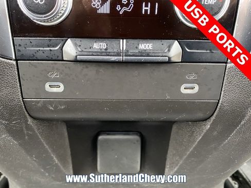 Used 2024 GMC Yukon XL SLE image 48