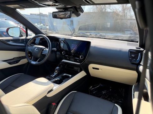 Used 2024 Lexus NX 350 AWD image 18