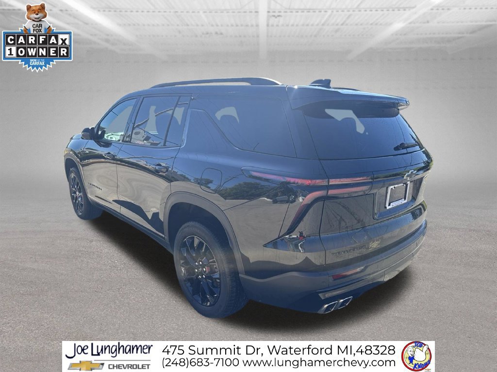 Used 2024 Chevrolet Traverse LT w/ Midnight/Sport Edition FWD image 5