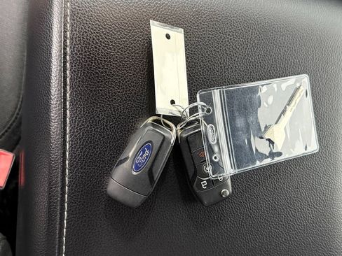 Used 2019 Ford F150 XLT w/ Equipment Group 302A Luxury image 31