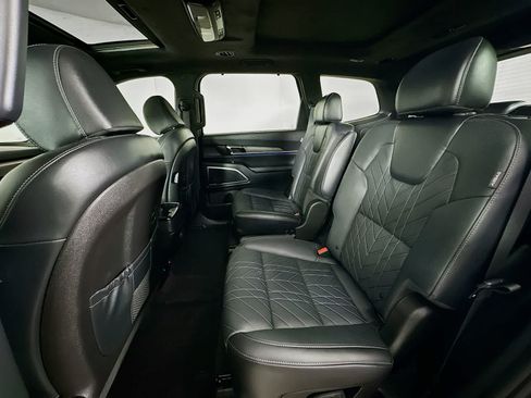 Used 2024 Kia Telluride SX Prestige X-Pro AWD/4WD image 14