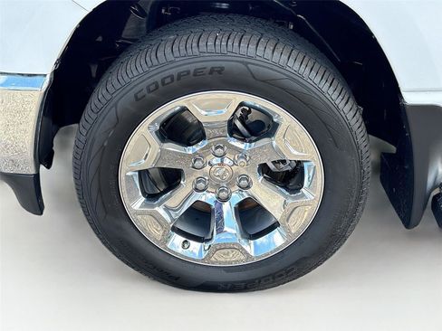 Used 2021 RAM 1500 Big Horn AWD/4WD image 30