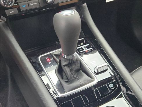 New 2026 Jeep Compass Latitude image 31