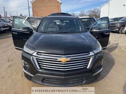 Used 2023 Chevrolet Traverse Premier image 49