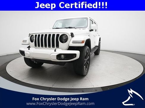 Used 2023 Jeep Wrangler Altitude image 32