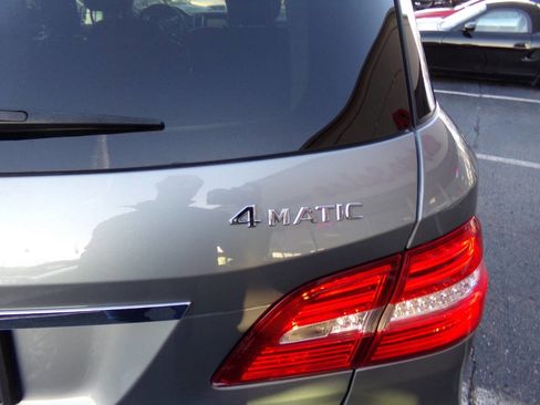 Used 2014 Mercedes-Benz ML 350 4MATIC image 8