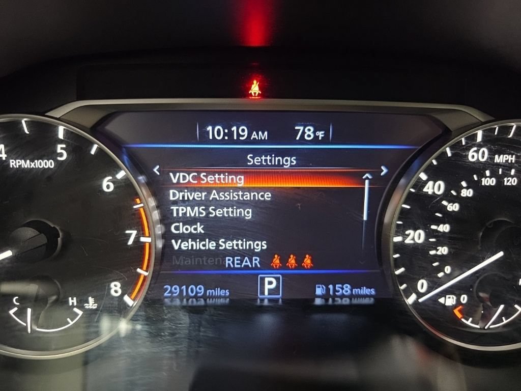 Used 2025 Nissan Altima 2.5 SV FWD image 31