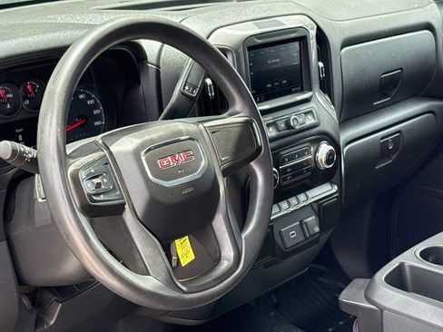 Used 2020 GMC Sierra 1500 4x4 Crew Cab w/ Sierra Value Package image 18