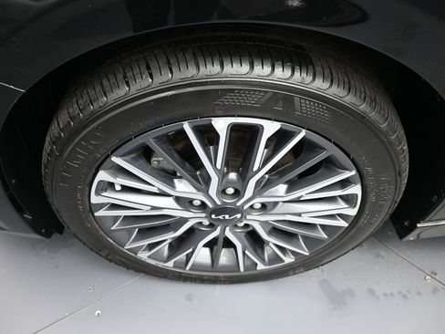 Certified 2023 Kia Forte GT-Line w/ GT-Line Premium Package FWD image 14