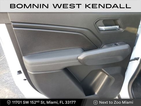 Used 2024 Chevrolet Colorado LT image 16