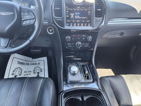 Used 2018 Chrysler 300 S w/ 300S Premium Group image 24
