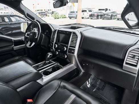Used 2020 Ford F150 Platinum w/ Equipment Group 701A Luxury AWD/4WD image 38
