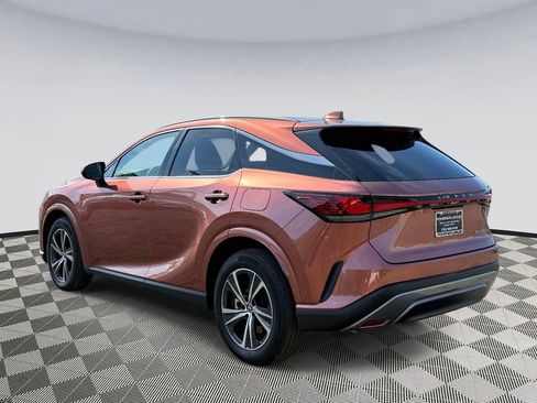 Used 2023 Lexus RX 350 Premium Plus w/ Accessory Package AWD/4WD image 4
