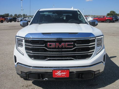 New 2026 GMC Sierra 1500 SLT w/ SLT Premium Package image 11