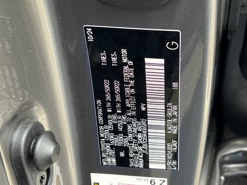 Used 2024 Lexus LX 600 4WD w/ Luxury Package image 27