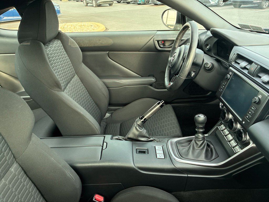 Used 2024 Toyota GR86 RWD image 23