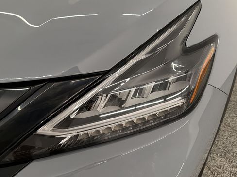 Used 2024 Nissan Murano SV w/ SV Midnight Edition Package AWD/4WD image 11
