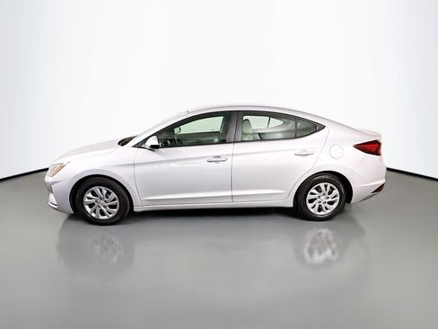 Used 2019 Hyundai Elantra SE image 6