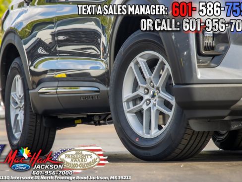 New 2026 Ford Explorer Active w/ Active Comfort Package RWD image 2