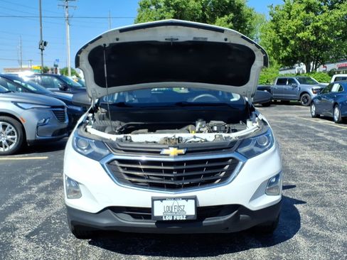 Used 2020 Chevrolet Equinox LS image 32