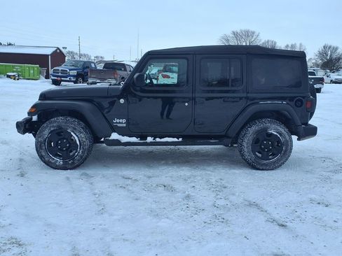 Used 2021 Jeep Wrangler Unlimited Sport image 30