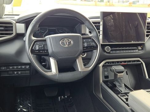 Used 2023 Toyota Tundra Limited AWD/4WD image 16