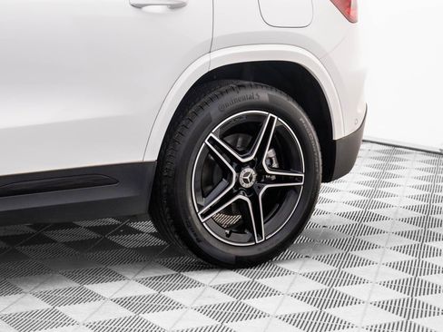 Used 2025 Mercedes-Benz GLA 250 image 36