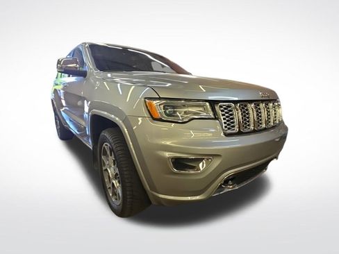 Used 2020 Jeep Grand Cherokee Overland AWD/4WD image 9