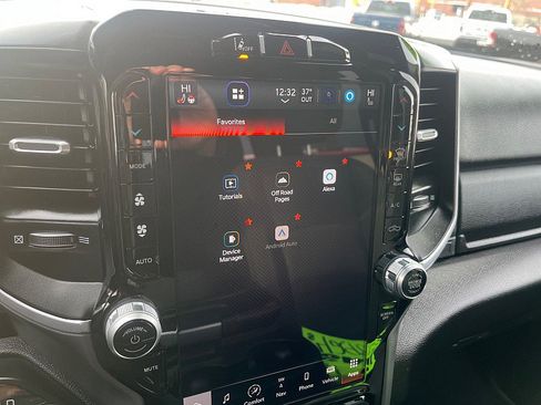 Used 2024 RAM 2500 Big Horn w/ Night Edition image 29