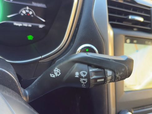 Used 2018 Ford Fusion Energi SE image 13