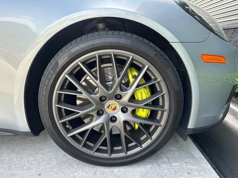 Certified 2018 Porsche Panamera 4 AWD/4WD image 15