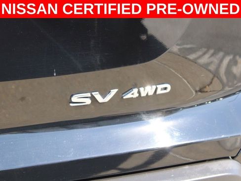 Certified 2024 Nissan Pathfinder SV image 9