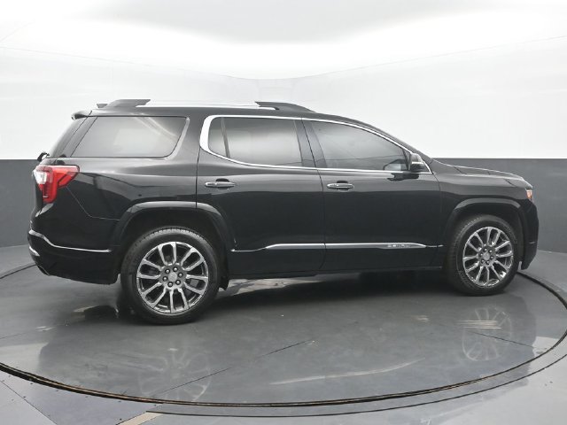 Used 2021 GMC Acadia Denali w/ Denali Technology Package AWD/4WD image 2