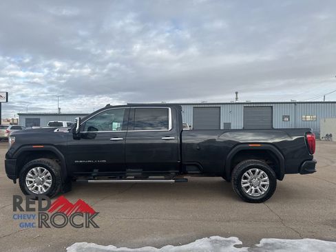 Used 2020 GMC Sierra 2500 Denali w/ Denali Ultimate Package image 8