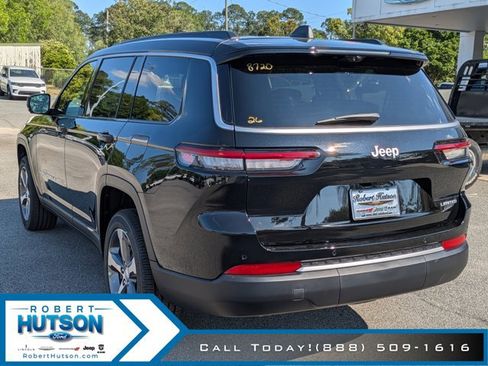 New 2026 Jeep Grand Cherokee L Limited RWD image 9