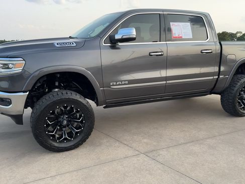 Used 2022 RAM 1500 Limited w/ Off-Road Group AWD/4WD image 5