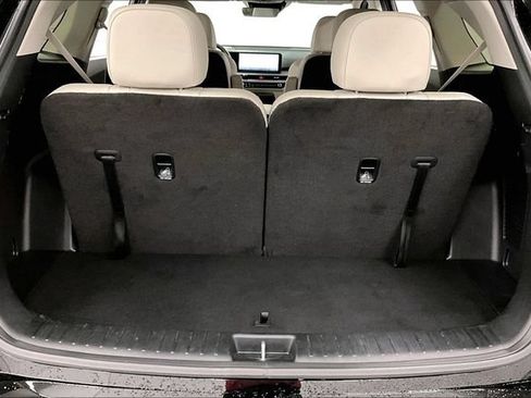 Used 2025 Kia Sorento SX FWD image 42