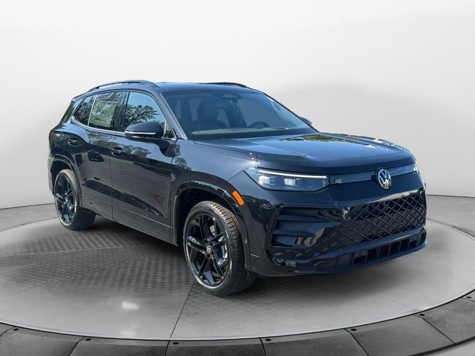 New 2026 Volkswagen Tiguan SE R-Line AWD/4WD image 1