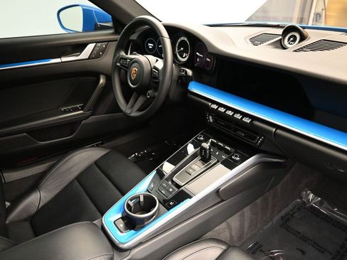 Certified 2022 Porsche 911 Carrera w/ Sport Chrono Package image 10