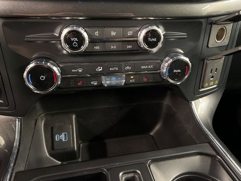 Certified 2022 Ford F150 XLT w/ Equipment Group 302A High image 13