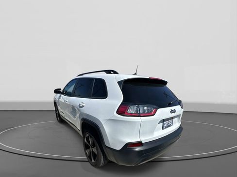 Used 2020 Jeep Cherokee Latitude Plus FWD image 6