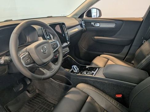 Used 2023 Volvo XC40 B5 Plus w/ Driver Assist Package image 14